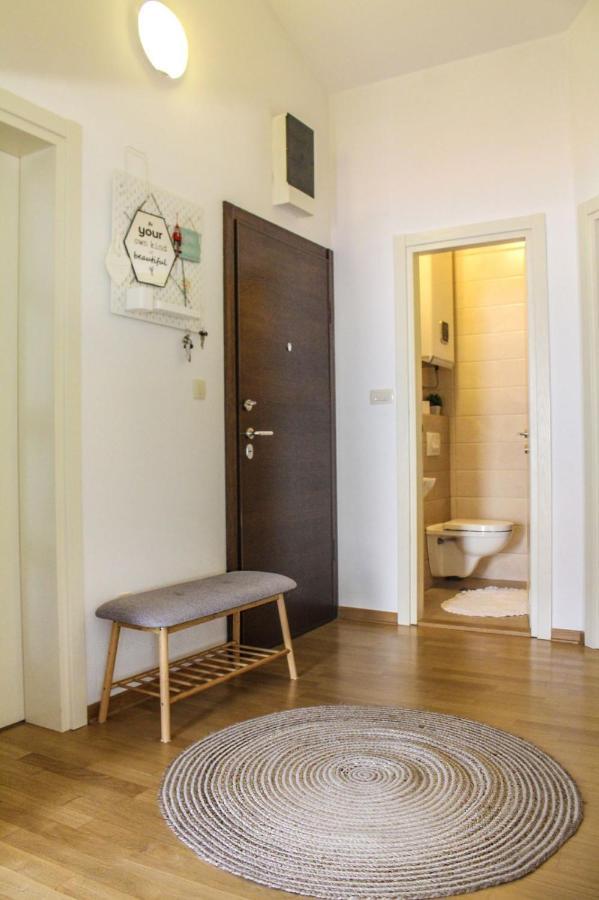 Capital Apartment Cattaro Esterno foto